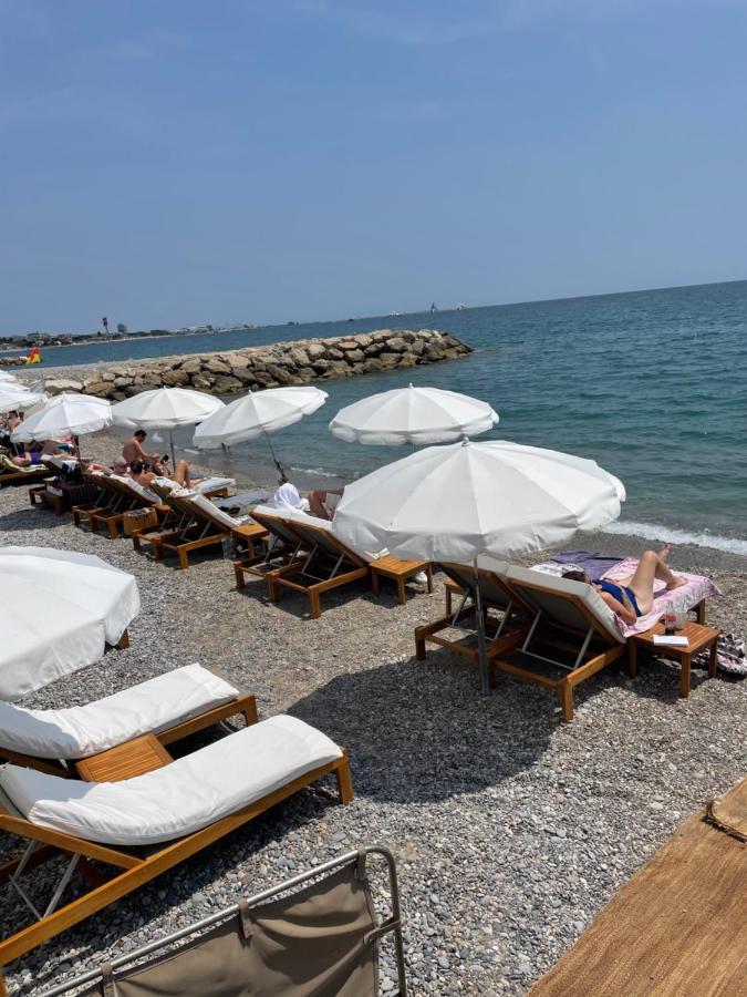 Appartement rénové vue mer avec garage Cagnes-sur-Mer Extérieur photo