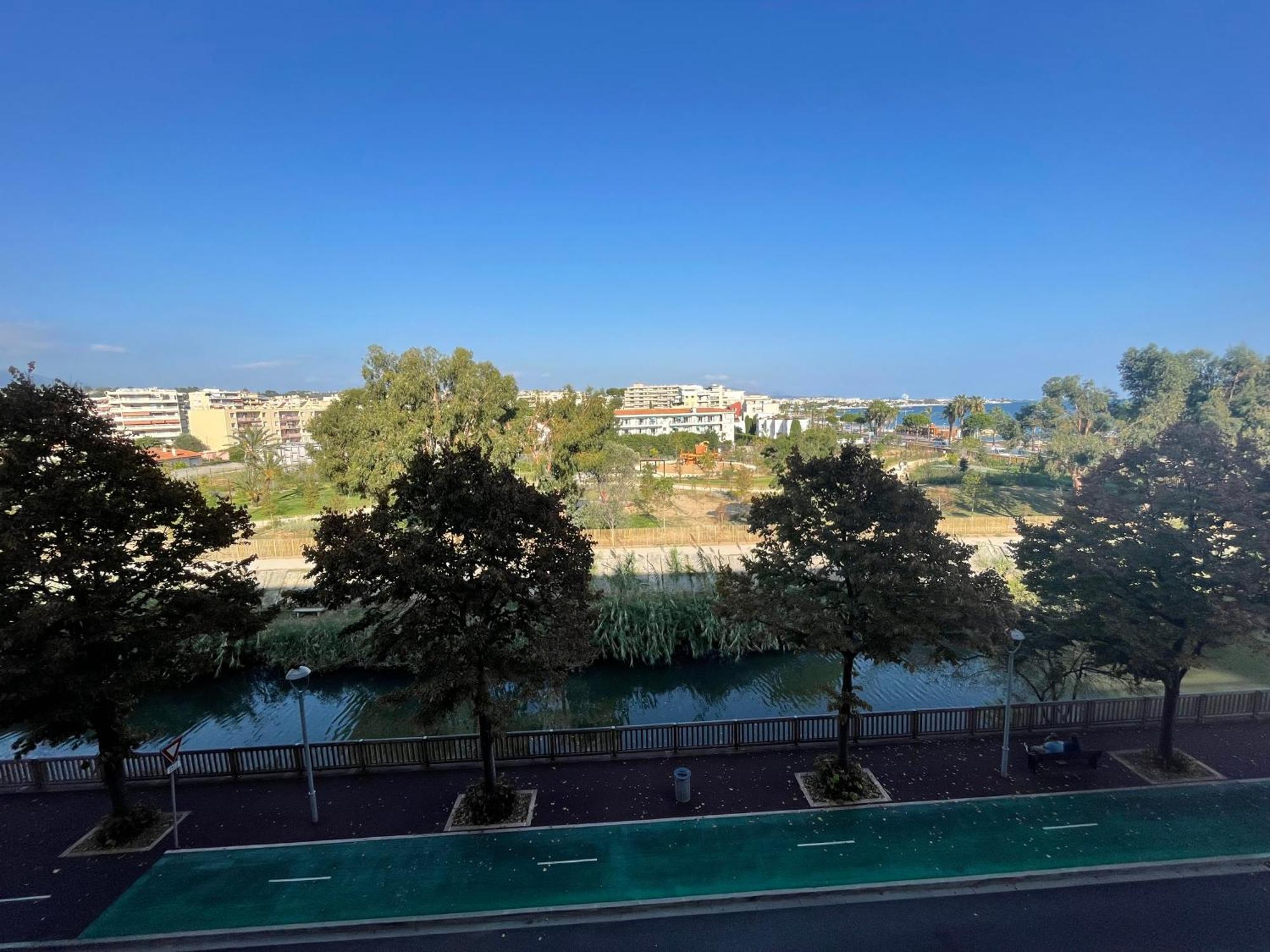 Appartement rénové vue mer avec garage Cagnes-sur-Mer Extérieur photo